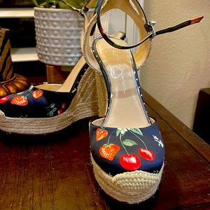 Jessica Simpson wedges, size 7